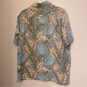 Island Republic 100% Silk pastel gray blue Hawaiian Tropical button up Shirt XL